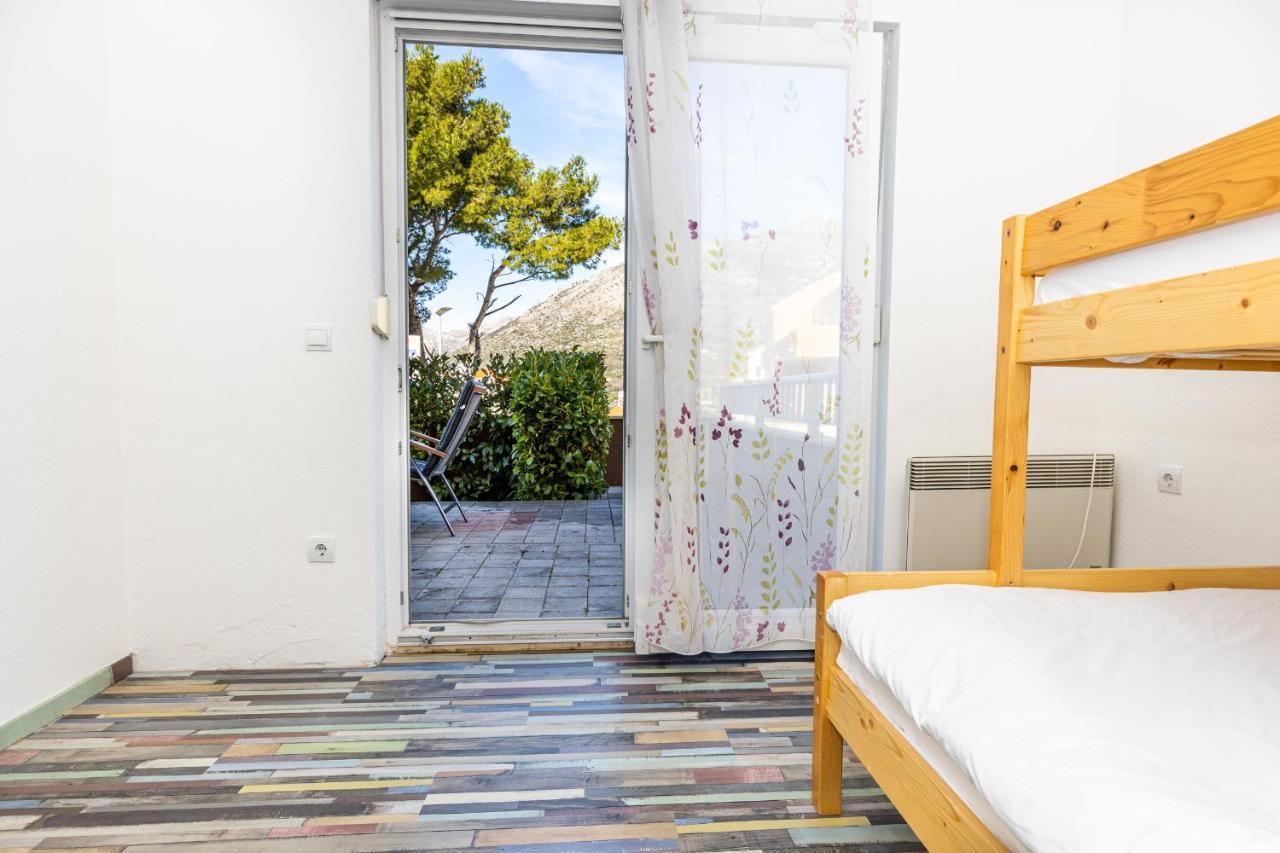 Spacious 2-Bedroom Apartment With Terrace And Parking Cavtat Zewnętrze zdjęcie